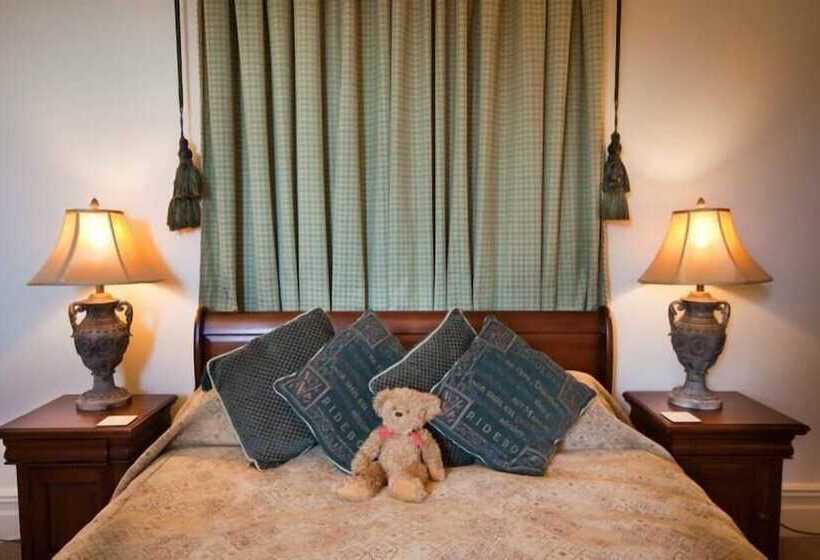 مبيت وإفطار Ellingham House