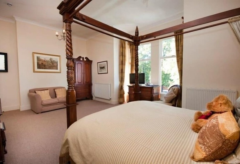 مبيت وإفطار Ellingham House