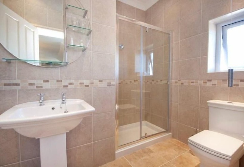 مبيت وإفطار Ellingham House