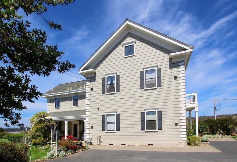مبيت وإفطار Flora Vista Inn