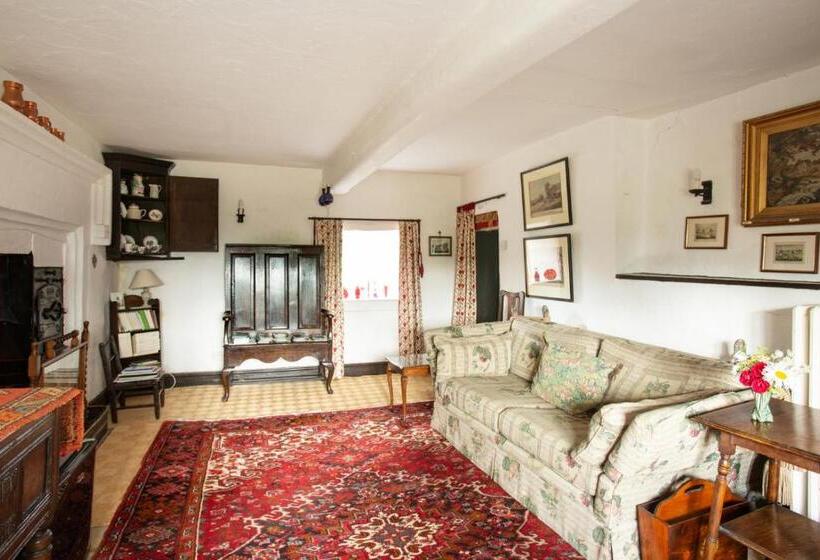 Bed and Breakfast Johnby Hall