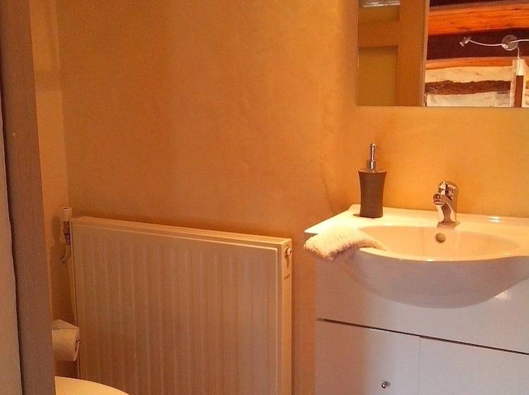 مبيت وإفطار La Dordine Chambres D Hôtes