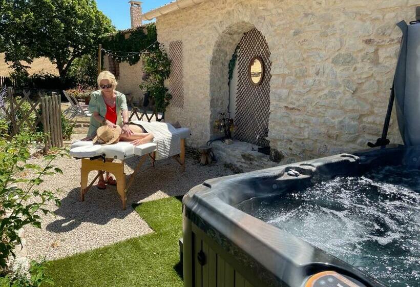 Bed and Breakfast Domaine La Lauren Avec Piscine Chauffée Et Jacuzzi