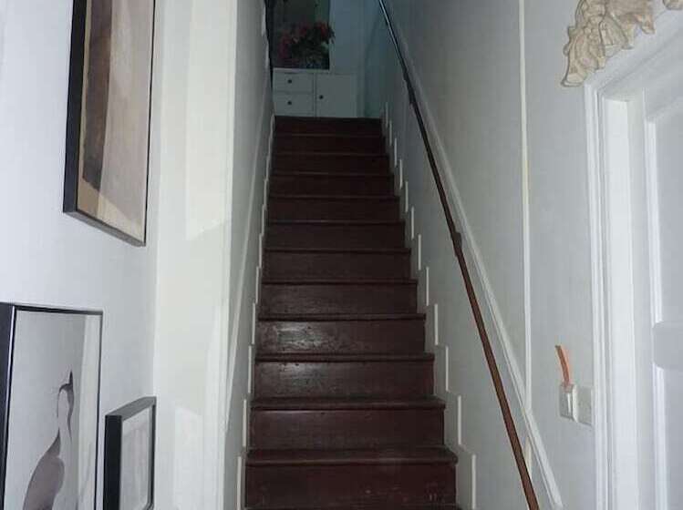 ベッドアンドブレックファースト La Maison Des Capucines