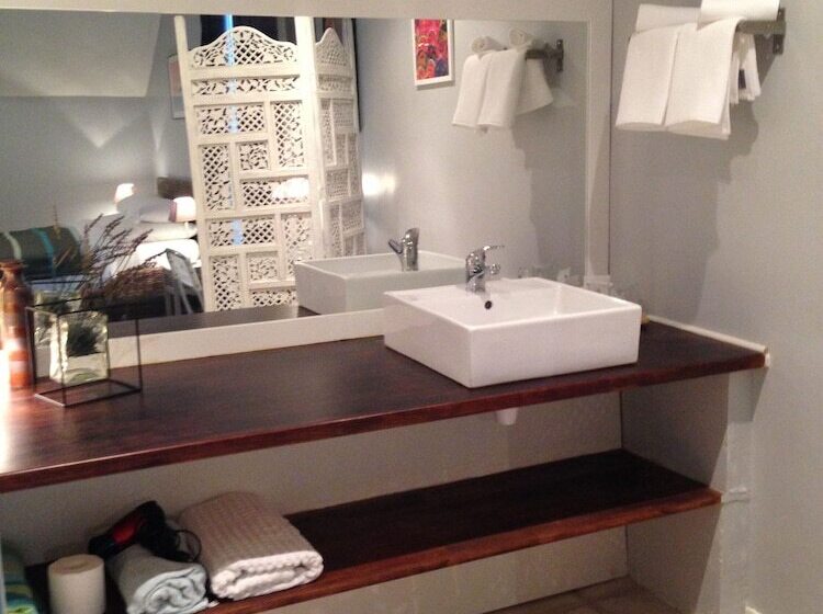 ベッドアンドブレックファースト La Maison Des Capucines