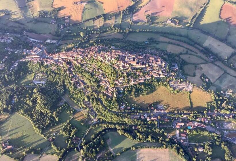 ベッドアンドブレックファースト Le Chevalier Noir