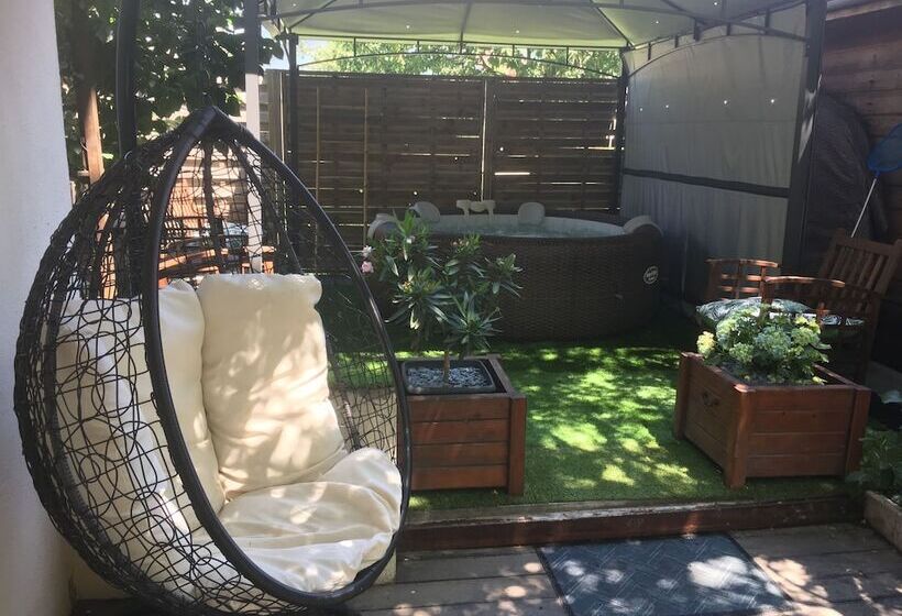 مبيت وإفطار Le Lotus Blanc