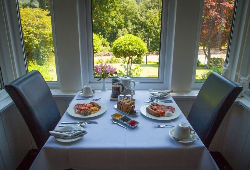 Bed and Breakfast Mary S Court Guest House   Mairlys