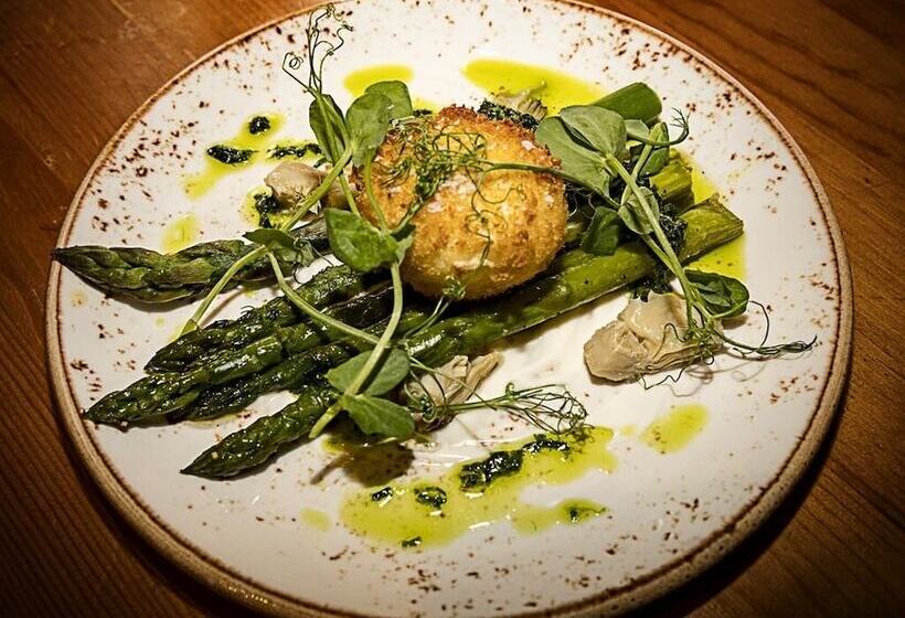 مبيت وإفطار The White Bear