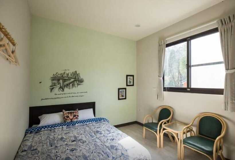 تختخواب و صبحانه Yushow Library Villa