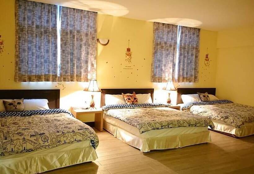 تختخواب و صبحانه Yushow Library Villa