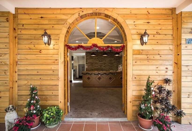 تختخواب و صبحانه Yushow Library Villa