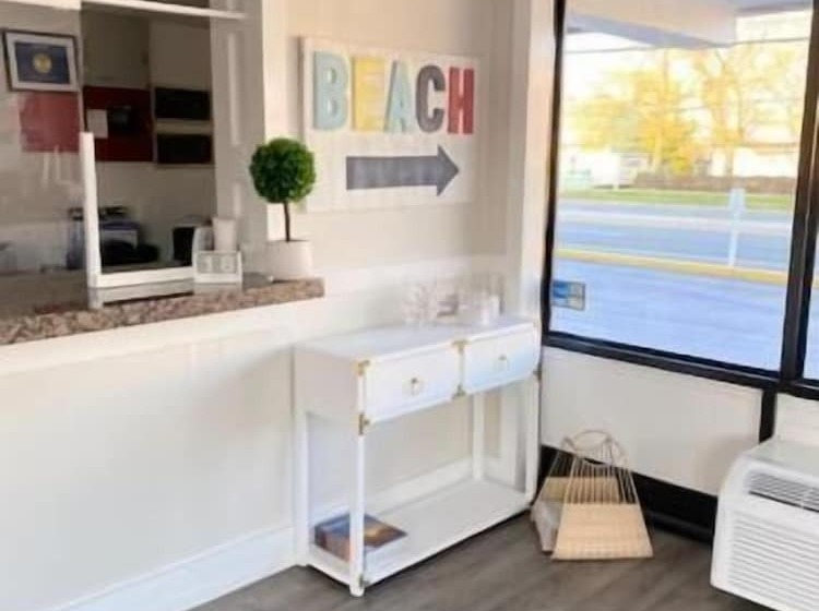 Fenwick Islander Motel