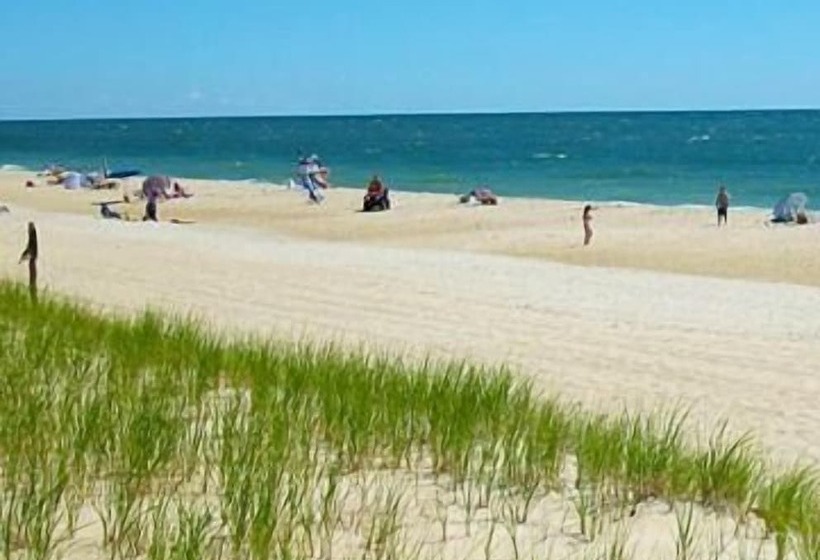 Fenwick Islander Motel