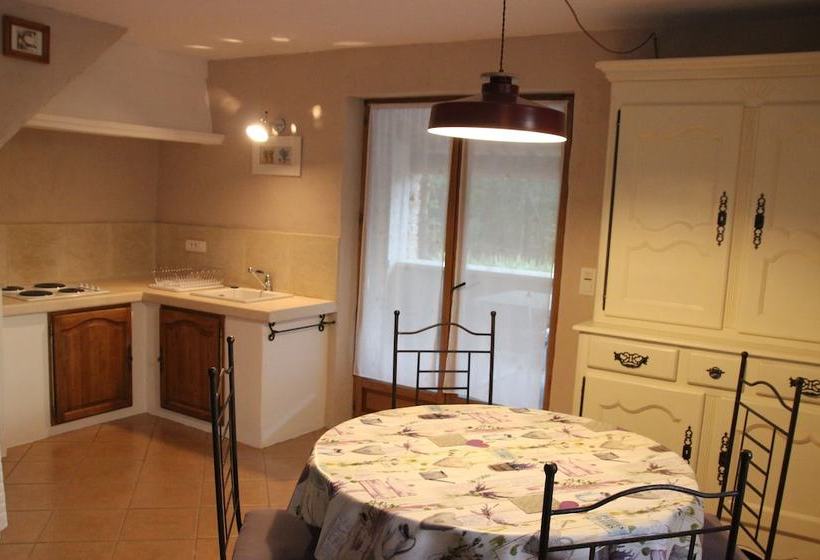 Hameau Fleur De Pierres Gîte