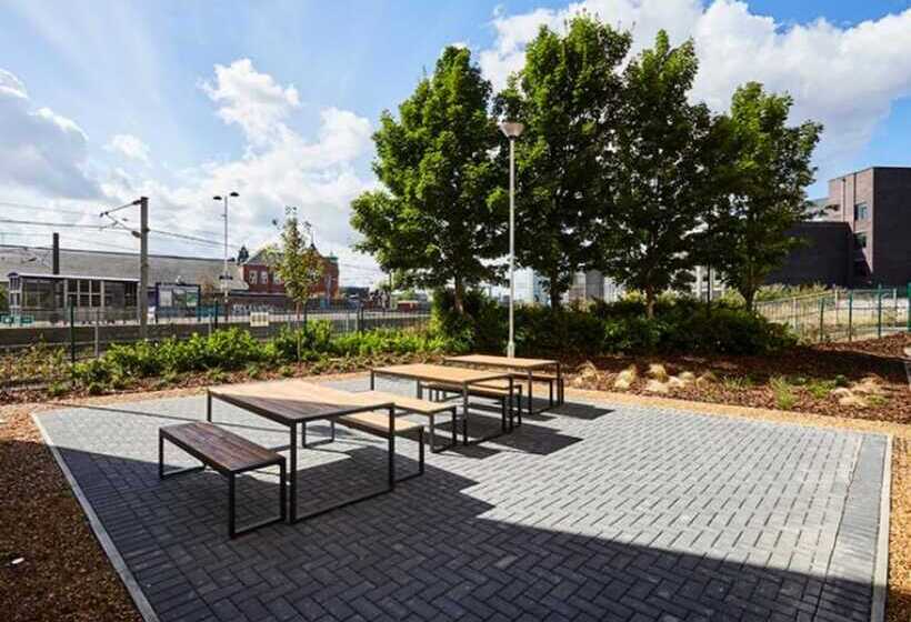 Hashtag Newcastle Collingwood