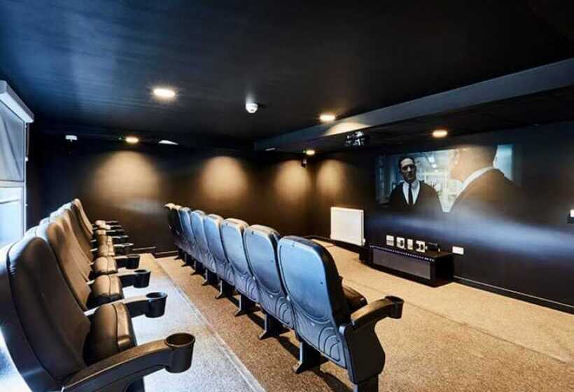 Hashtag Newcastle Collingwood