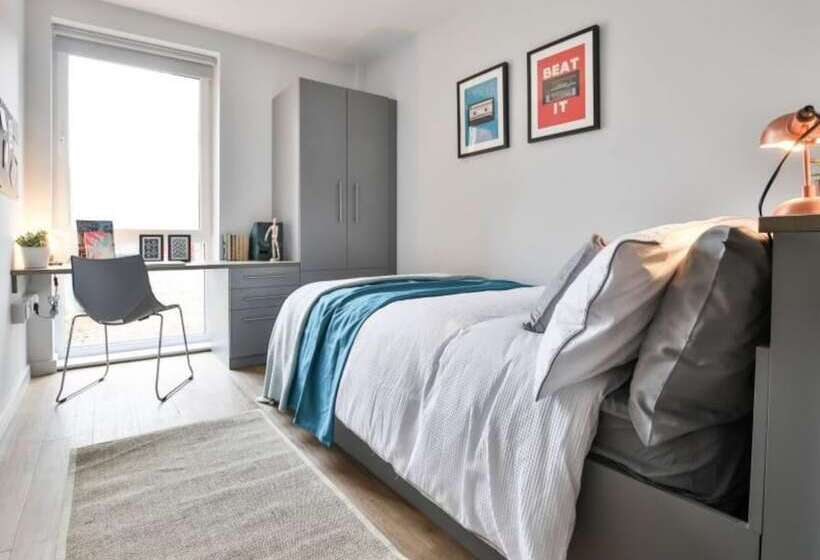 Hashtag Newcastle Collingwood