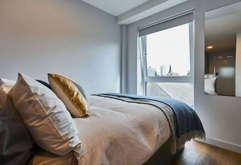 Hashtag Newcastle Collingwood