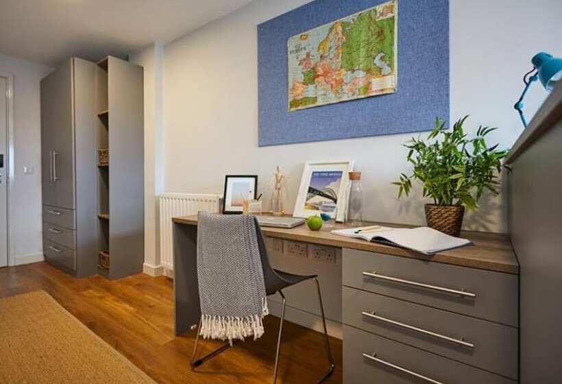 Hashtag Newcastle Collingwood