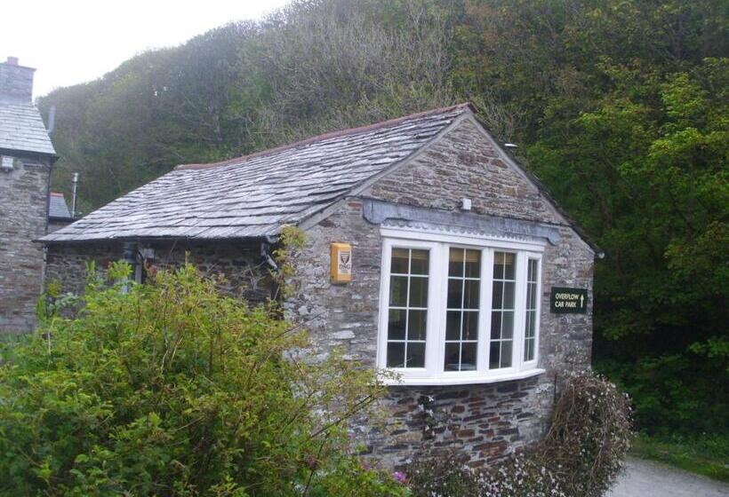 여관 The Mill House