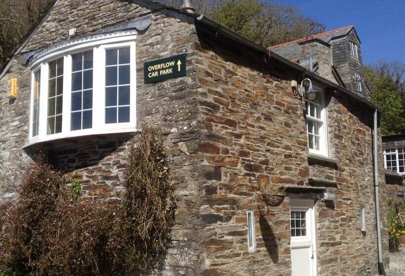 여관 The Mill House