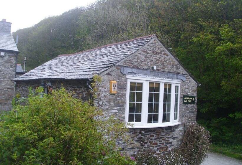 여관 The Mill House