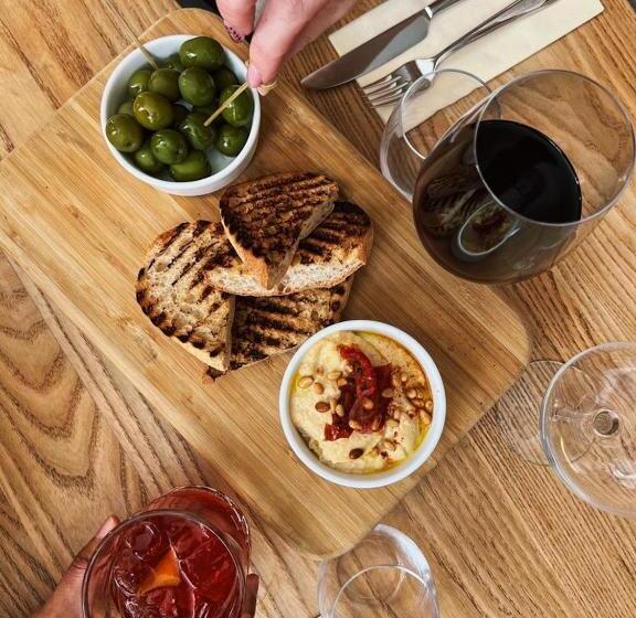 فندق فئة نجمة واحدة The Royal