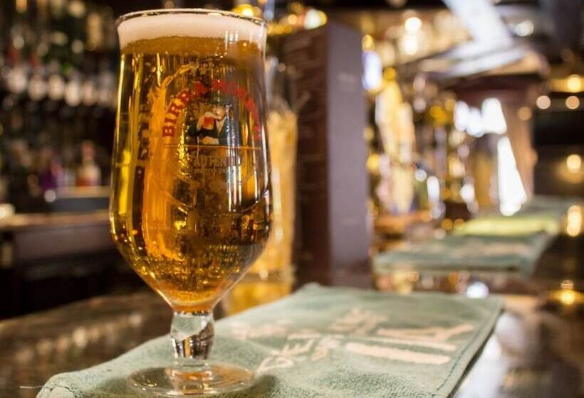 Хостел The Ship