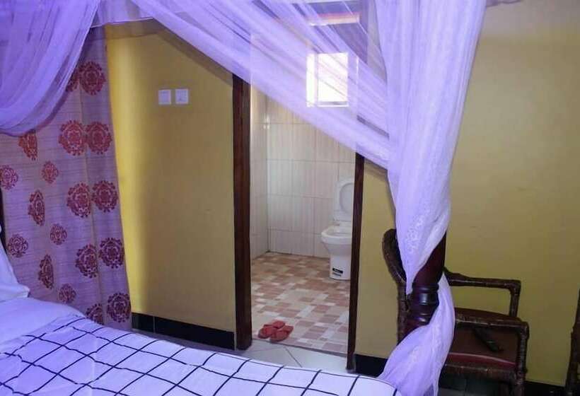 هتل Capricorn Lounge