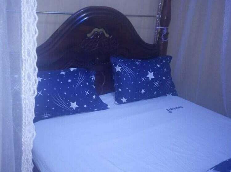 هتل Capricorn Lounge