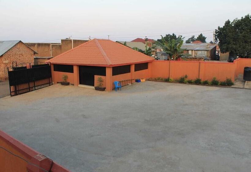 هتل Capricorn Lounge