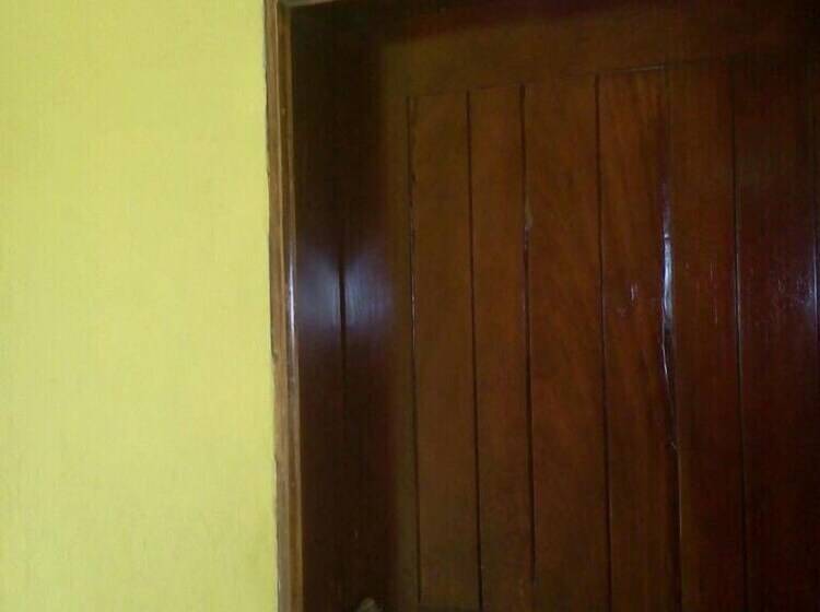 هتل Capricorn Lounge