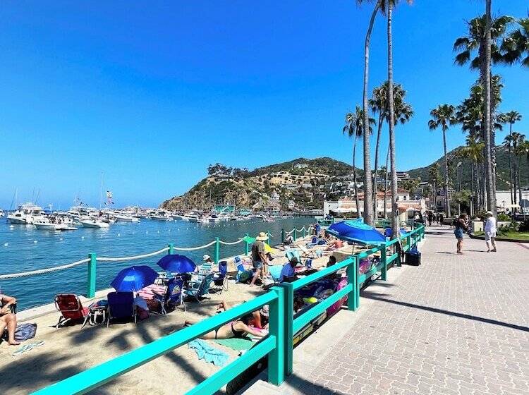 فندق Catalina Courtyard Suites