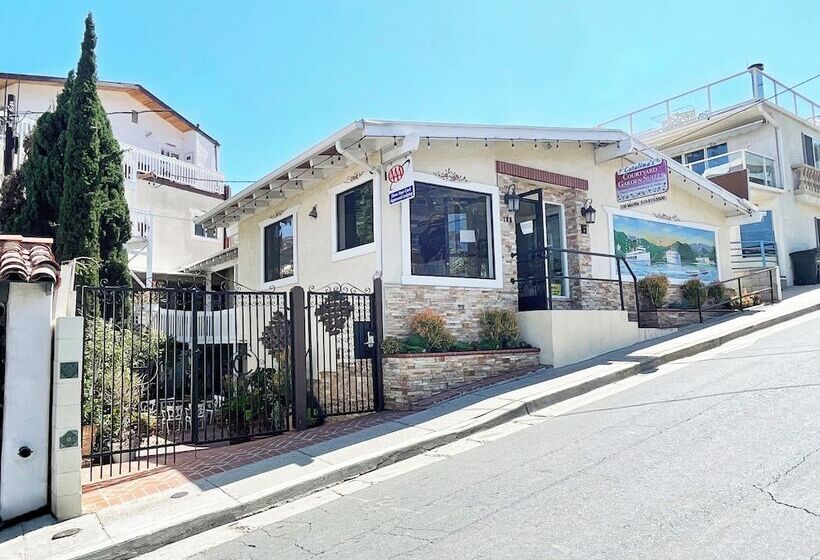 فندق Catalina Courtyard Suites