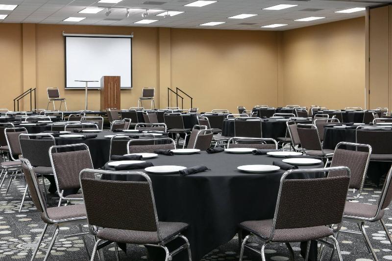 Отель Courtyard Sioux City Downtown/convention Center