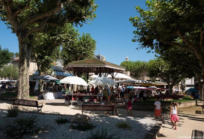 فندق De Ma Tante