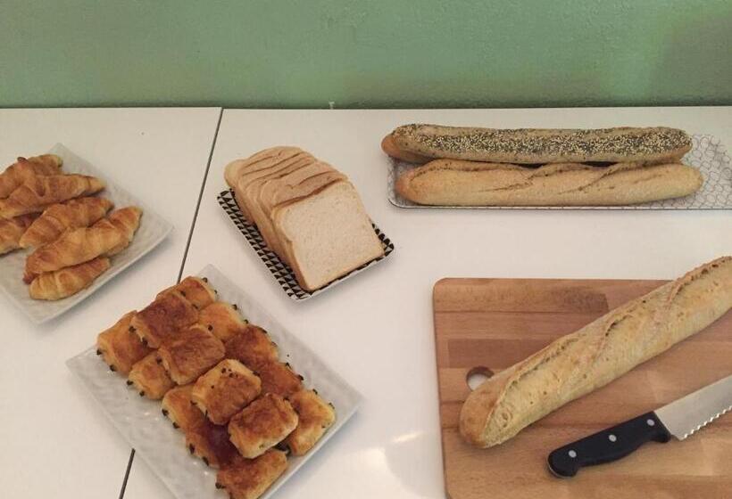 فندق De Ma Tante