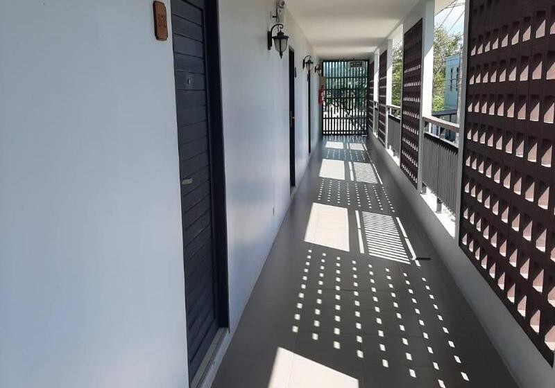 فندق Good Day Phuket