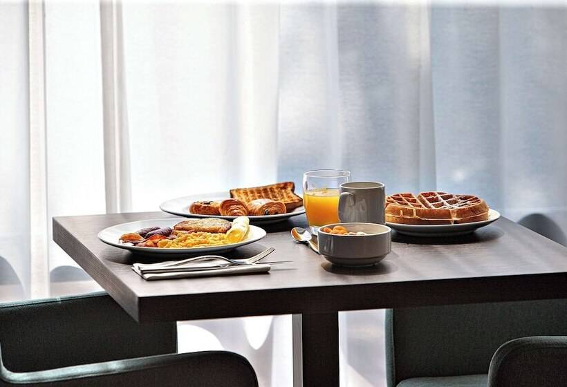 ホテル Hampton By Hilton Toulouse Airport