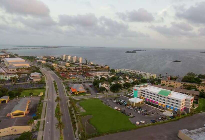 ホテル Hampton Inn Dunedin