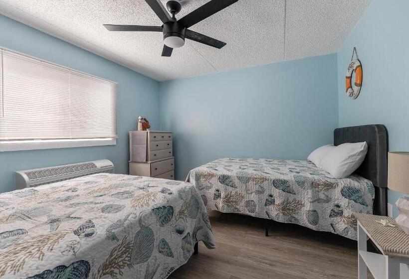 酒店 Harbor Light Family Resort