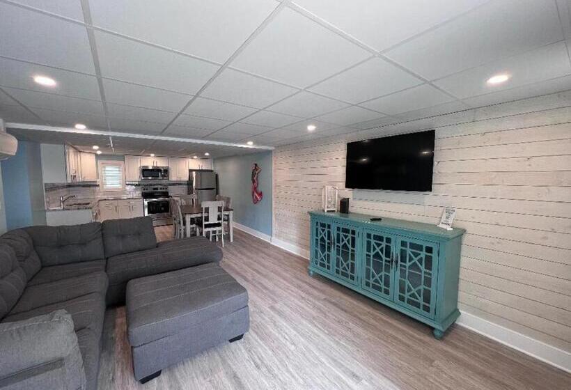 酒店 Harbor Light Family Resort