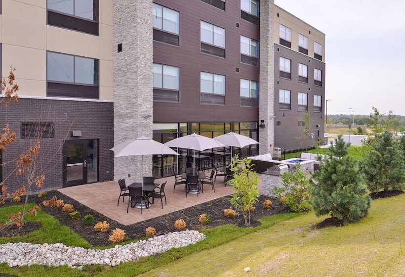 Отель Holiday Inn Express & Suites Olathe West, An Ihg