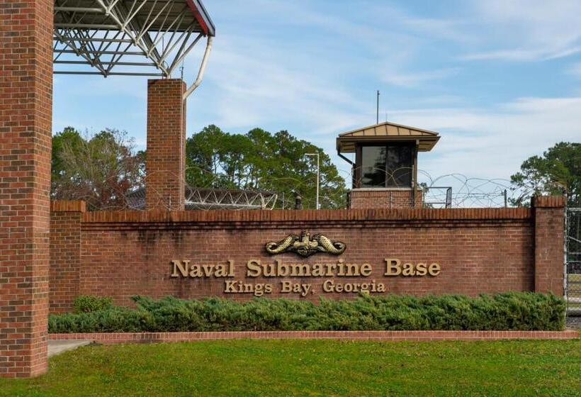 فندق Holiday Inn Express & Suites Kingsland I 95 Naval Base Area, An Ihg