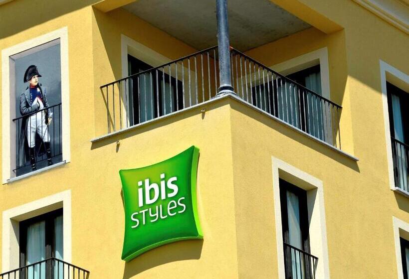 Отель Ibis Styles Ajaccio Napoleon
