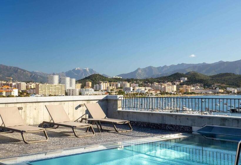 Отель Ibis Styles Ajaccio Napoleon