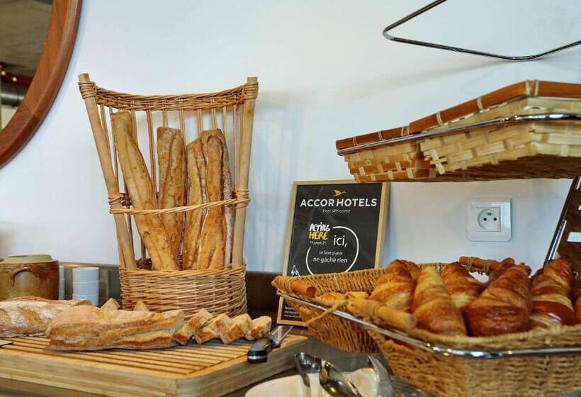 Отель Ibis Styles Ajaccio Napoleon