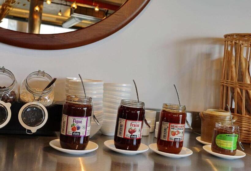 Отель Ibis Styles Ajaccio Napoleon