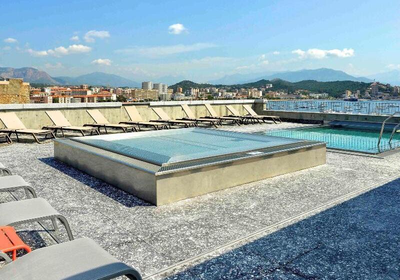 Отель Ibis Styles Ajaccio Napoleon